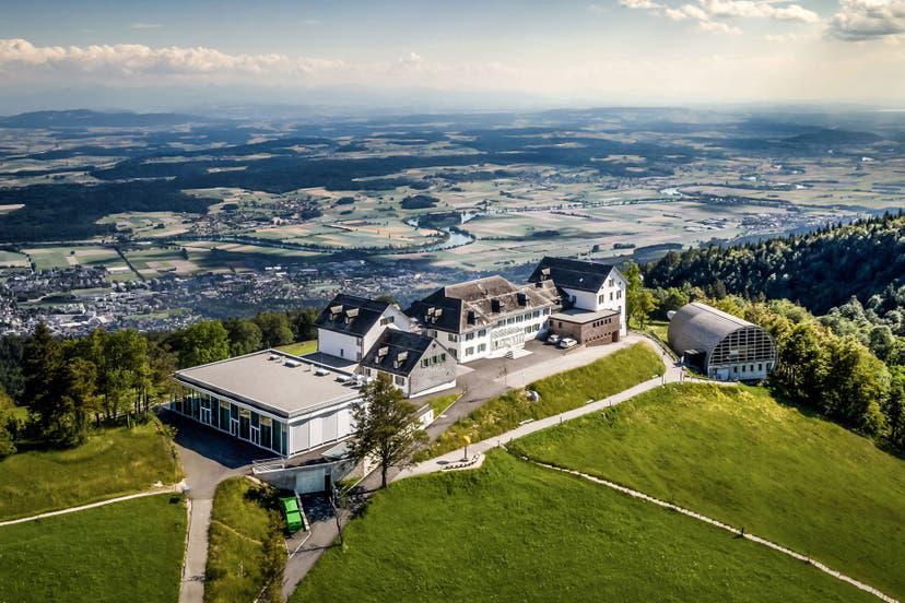 Отель в горах Weissenstein, Швейцария