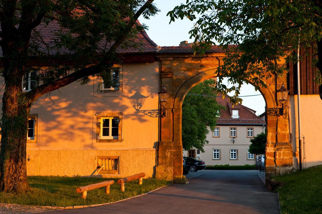 Отель в замке Штауфенек (Burg Staufeneck), Германия